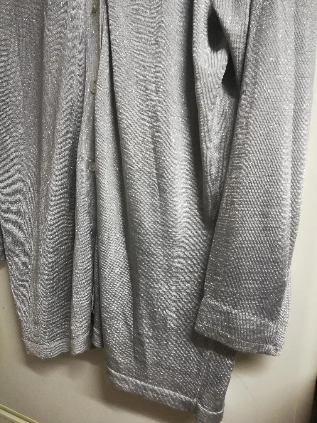 Lichte zilvergrijze vest met lange mouwen maat EUR T.XXL (onvolkomenheden) – photo 3